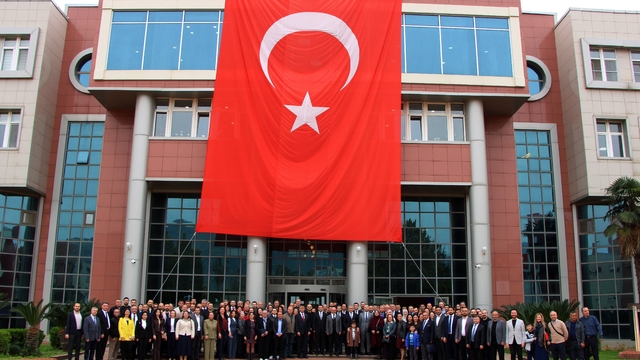 ADÜ'de geleneksel bayramlaşma töreni gerçekleşti