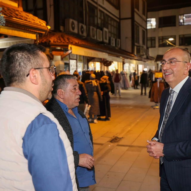Başkan Kavuş, Bedesten'de bayram coşkusuna ortak oldu