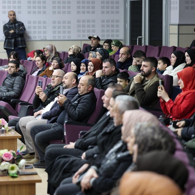 Dursun Ali Erzincanlı, Kartepe'de gönülleri fethetti