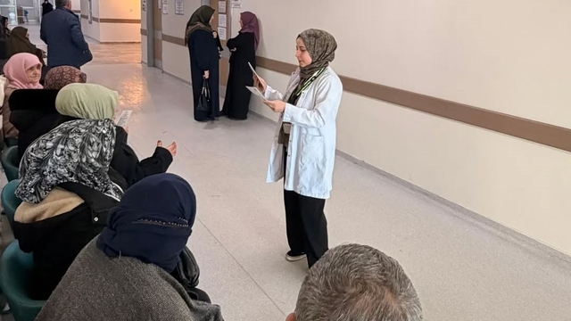 Bayburt'ta vatandaşlar böbrek sağlığı ve yaşlı bakımı konularında bilgilendirildi