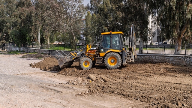 Karşıyaka Dedebaşı'na yeni yaşam alanı
Atıl alanlar parka dönüşüyor