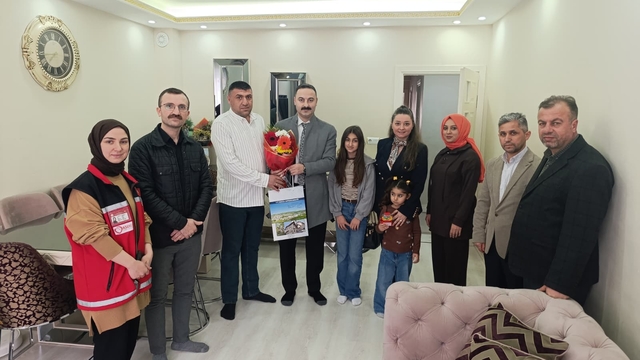 Havza Kaymakamı Ayvat'tan şehit yakınları ve gazilere bayram ziyareti