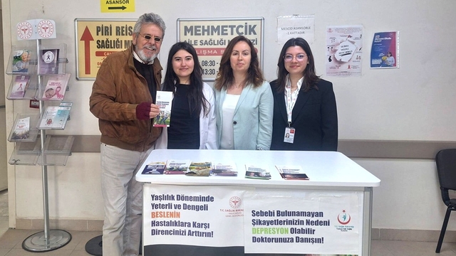 Gelibolu'da yaşlı sağlığı konusunda bilgilendirme yapıldı