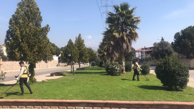 Büyükşehir sahaya indi, Nazilli bayrama hazırlandı