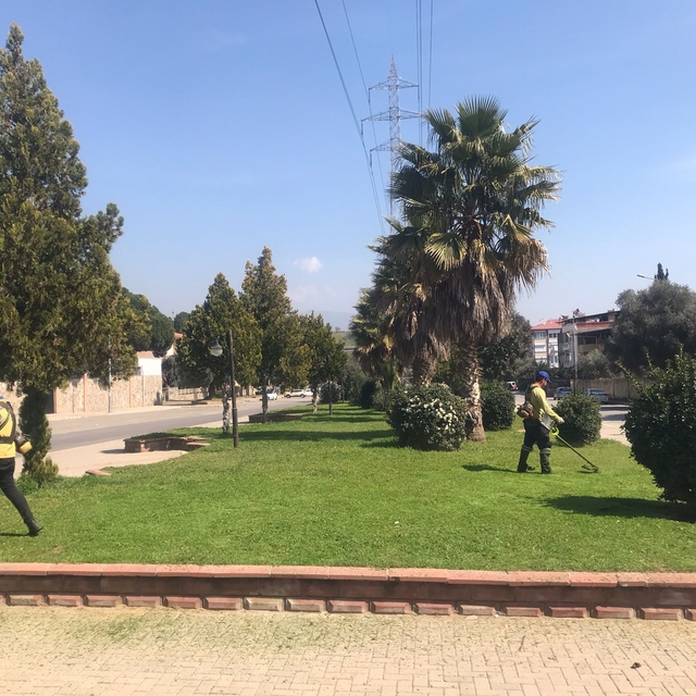 Büyükşehir sahaya indi, Nazilli bayrama hazırlandı