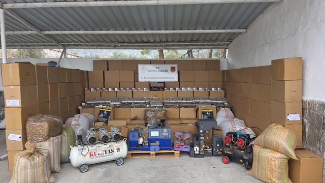 Kırkağaç'ta kaçak sigara operasyonunda 1 tutuklama