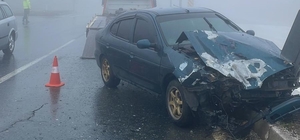 2 aracın karıştığı kazada 2 kişi yaralandı