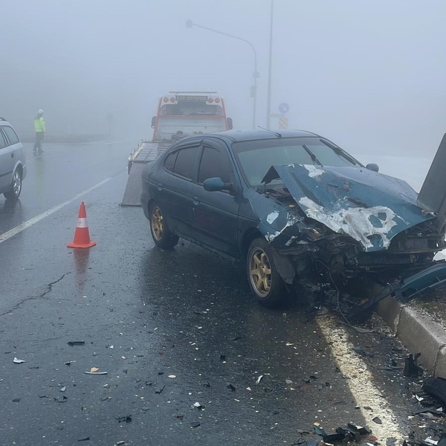 2 aracın karıştığı kazada 2 kişi yaralandı