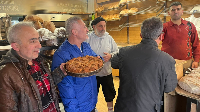 Bayramın tescilli lezzeti haşhaşlı lokuma yoğun ilgi