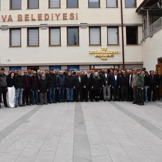 Beylikova'da bayramlaşma programı düzenlendi