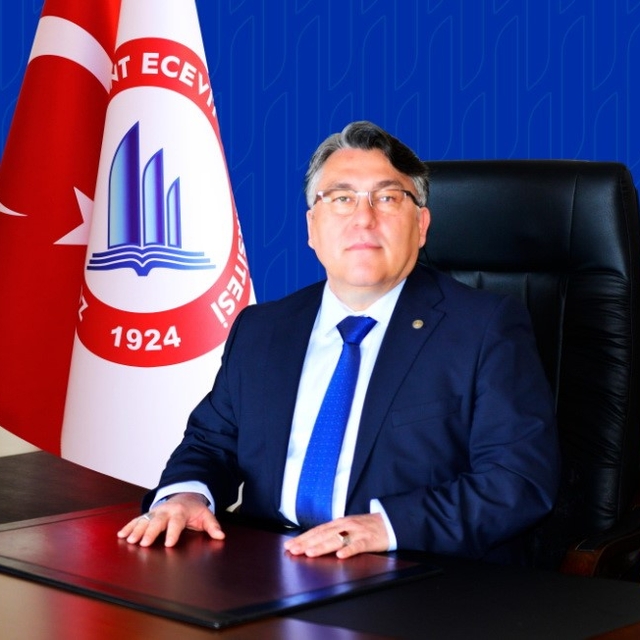 Rektör Özölçer'den Ramazan Bayramı mesajı