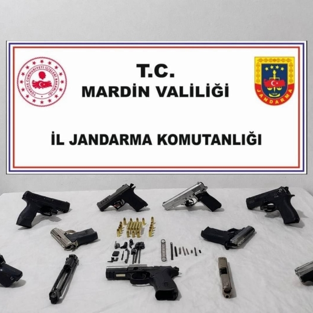 Mardin'de 8 ruhsatsız silah ele geçirildi