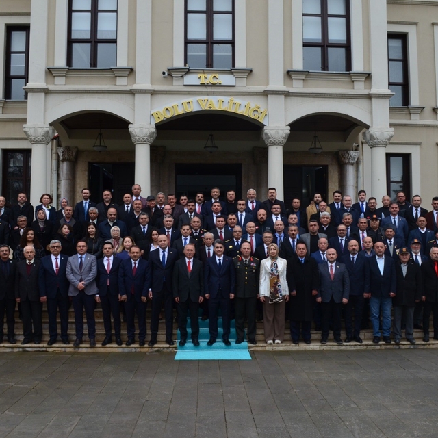 Bolu'da protokol bayramlaştı