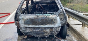 Seyir halinde otomobil alev aldı: 2 yaralı