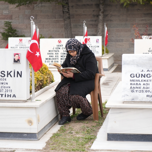 Niğde'de bayram arifesinde şehitlikler ziyaret edildi