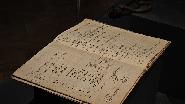 Elazığ sergilenen Osmanlı dönemi veresiye defteri geçmişe ışık tutuyor