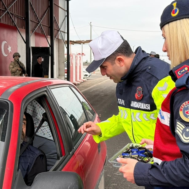 Diyarbakır'da jandarmadan bayram öncesi trafik denetimi