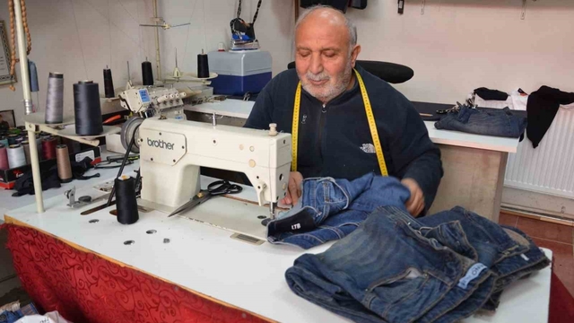 Tercan'da terzilerin bayram mesaisi