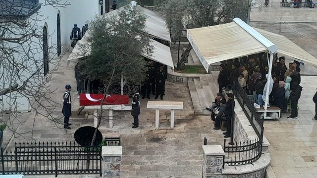 Muğla'da emekli jandarma albay son yolculuğuna uğurlandı