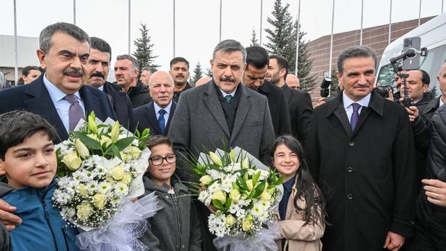 Bakan Tekin'den CHP'ye Tosun Paşa filmi benzetmesi