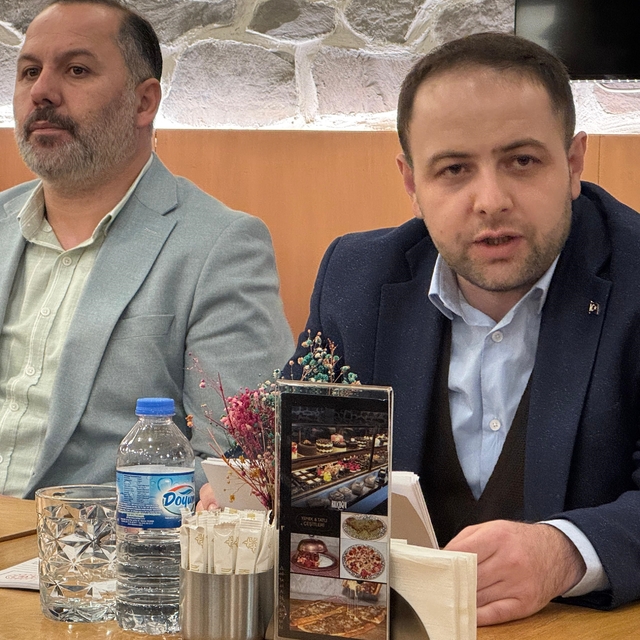 AK Parti Ardahan Milletvekili Kaan Koç basın mensuplarıyla iftarda buluştu