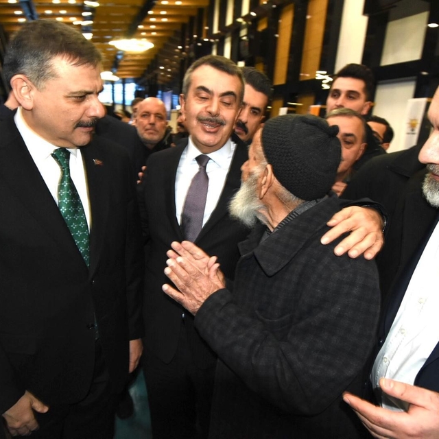 Bakan Çiftçi ve Bakan Tekin, Erzurum'da 4 bin kişiyle iftarda buluştu
