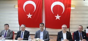 Uşak protokolü bayramlaşma töreninde buluştu