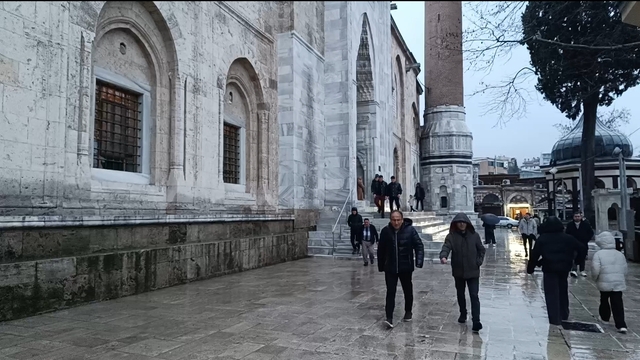 Bursa'da, bayram namazı 626 yıllık Ulu Cami'de kılındı