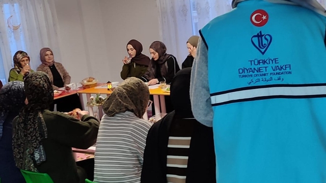 TDV Erzurum Kadın Kolları Ramazan'da aralıksız çalıştı