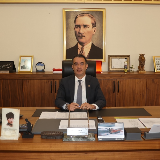 Başkan Arıcı: "Bayramlarda manevi değerlerimiz etrafında bütünleşmeliyiz"