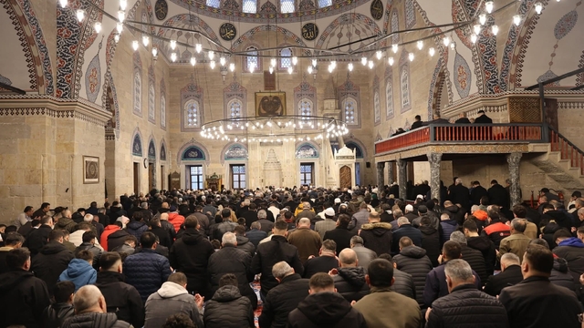 Amasya'da Sultan II. Bayezid Camii'nde bayram namazı kılındı