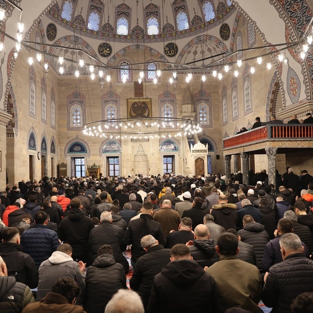 Amasya'da Sultan II. Bayezid Camii'nde bayram namazı kılındı