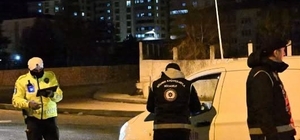 Bayburt polisi huzur ve güven için denetimlerini sürdürüyor