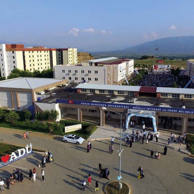 Nazilli İİBF'ye 3 yıllık akreditasyon