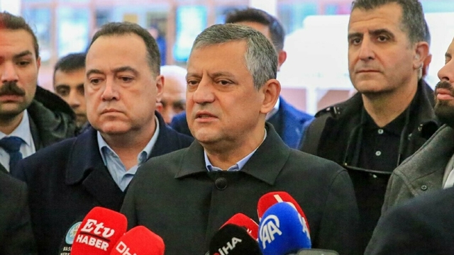 Özgür Özel: İran'ın geleceğine İranlılar karar verecek