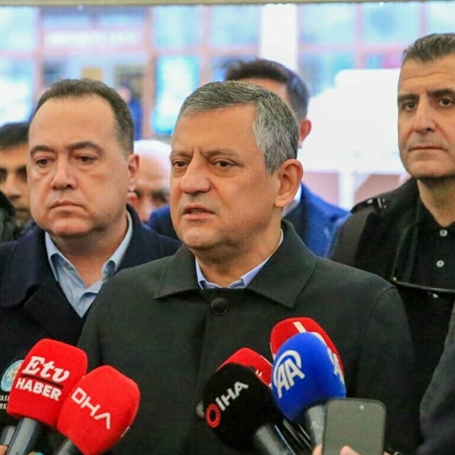 Özgür Özel: İran'ın geleceğine İranlılar karar verecek