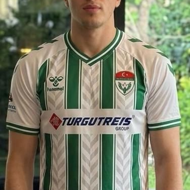 Kars 36 Sporlu futbolcu uğradığı silahlı saldırıda hayatını kaybetti