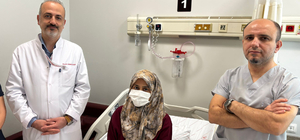 Tatile geldiği Antalya'da kanser olduğunu öğrendi; öğrencilerine kavuşacağı günü iple çekiyor