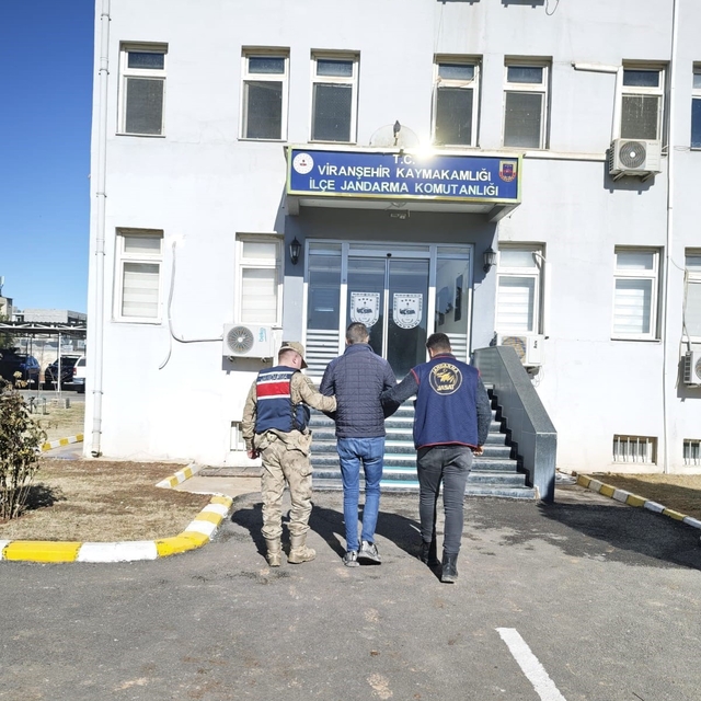 Şanlıurfa'da 10 yıl hapis cezası bulunan firari yakalandı