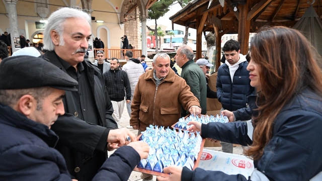 Büyükşehirden lokumlu bayramlaşma