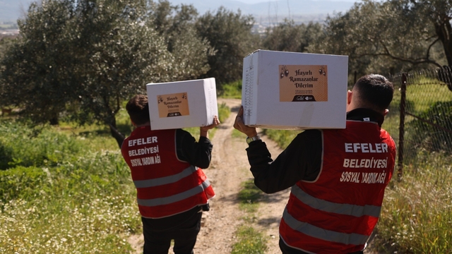 Efeler'de Ramazan dayanışması zirve yaptı
