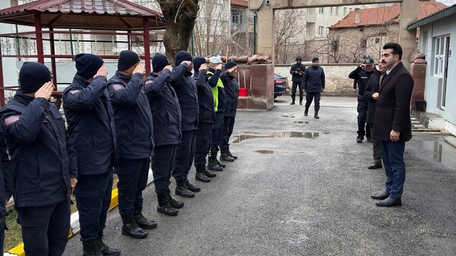 Tomarza'da güvenlik güçleriyle bayramlaşma ziyareti