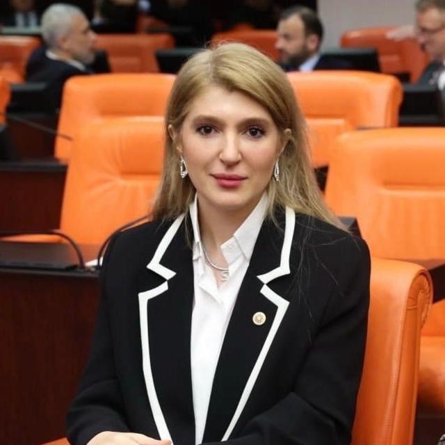 AK Parti Malatya Milletvekili Ölmeztoprak'tan bayram mesajı