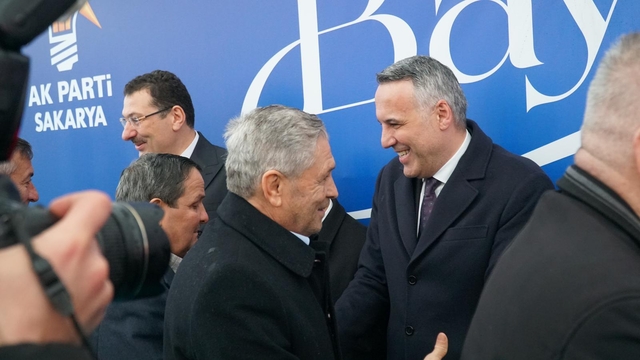 AK Parti Sakarya Teşkilatı bayramlaştı