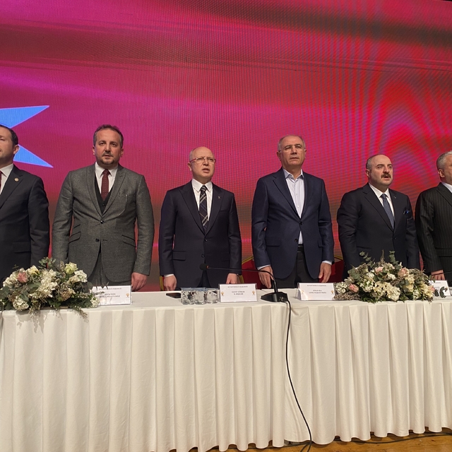 AK Parti Bursa'da bayramlaşma programı: Birlik, hizmet ve teşkilat vurgusu