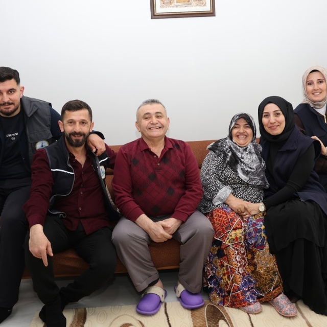 Kartepe'de bayramda gönüllere dokunan ziyaret