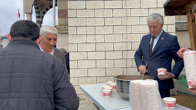 Vatandaşlara Ramazan Bayramı'nda "ekşili pilav" ikramı