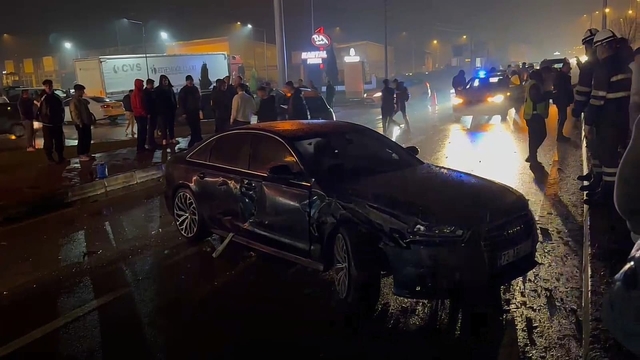 Bartın'da 4 araçlı zincirleme kaza: 2 yaralı