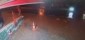 Otomobilin çarptığı motosikletli tıp fakültesi öğrencisi hayatını kaybetti Feci kaza kamerada