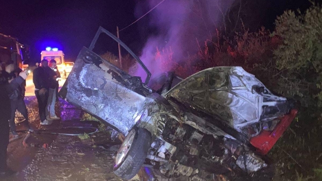 Bilecik'te kaza yapan otomobil yandı
